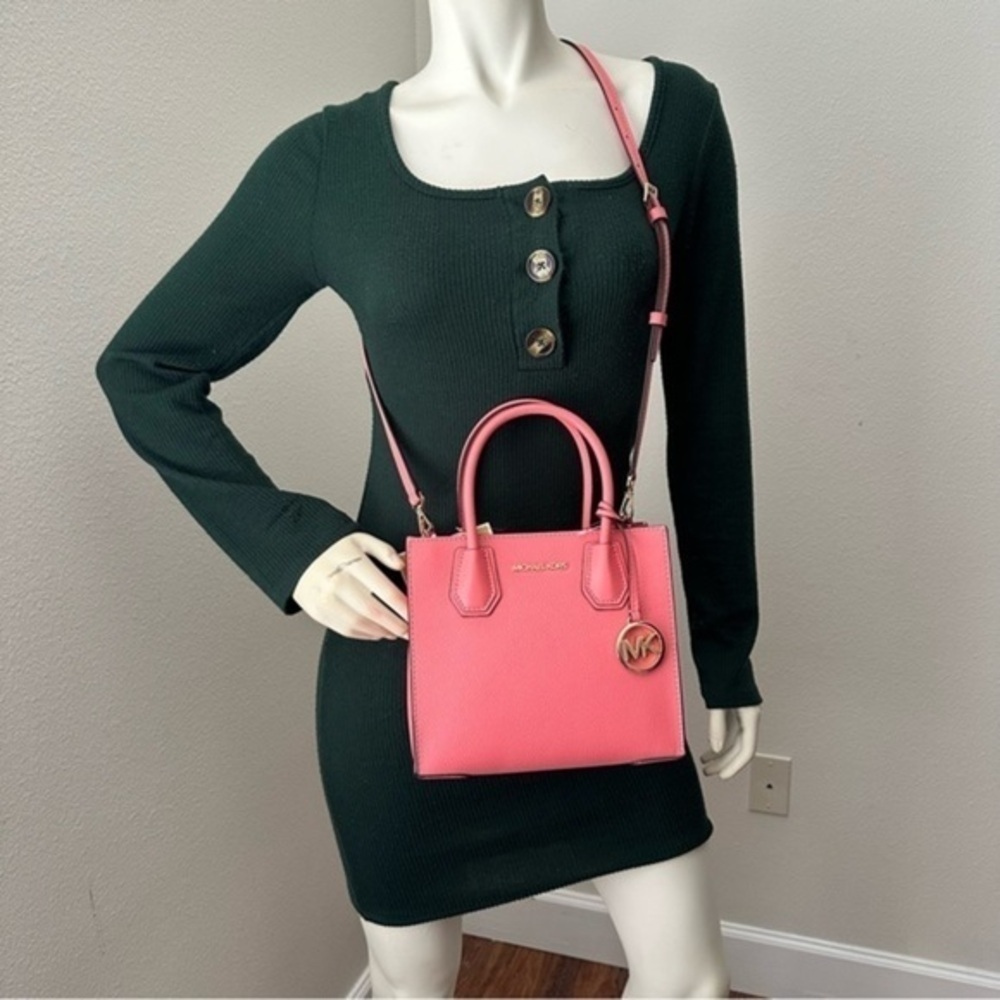 New Michael Kors Mercer medium messenger Bag - Picture 2 of 15